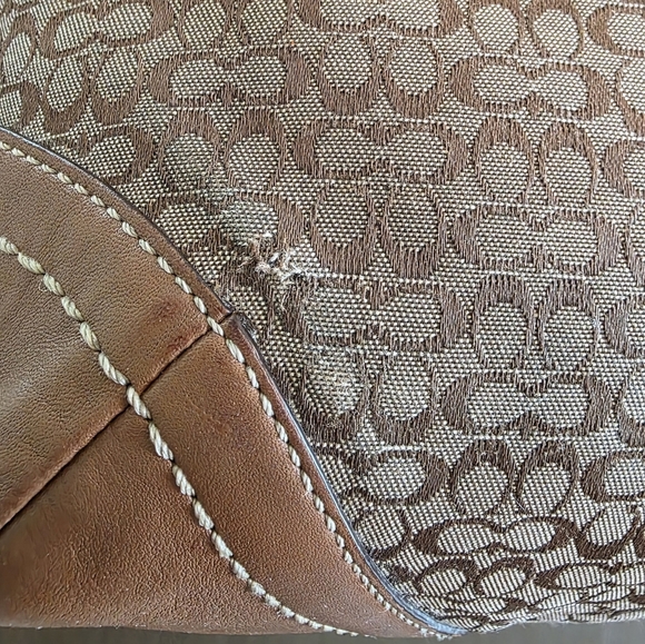 Coach SOHO 2007 Signature C Shoulder/Crossbody Brown Leather Suede Rivet Flap - Picture 16 of 16